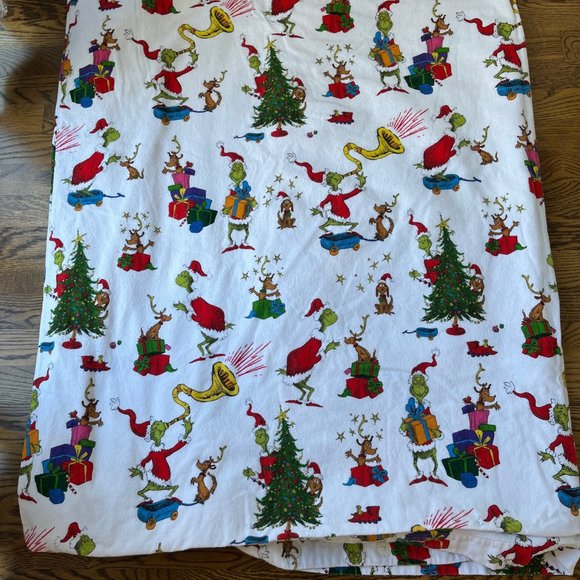 Pottery Barn Kids Bedding Pottery Barn Kids The Grinch Flannel